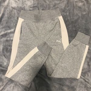HIGH WAISTED PUMA SWEATS